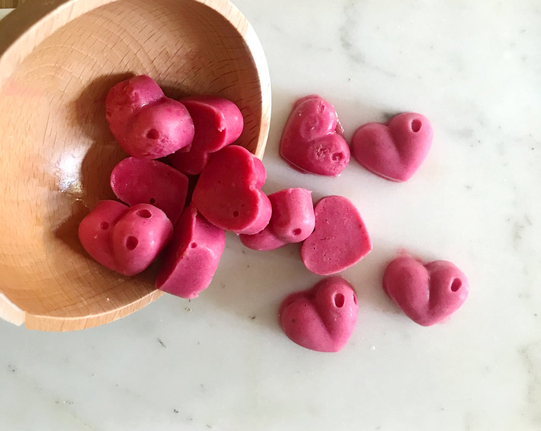 Raspberry, banana & yoghurt love hearts- Valentine dog treats.